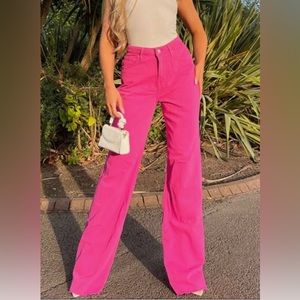 Zara NWT Viral Bubblegum Pink Jeans!